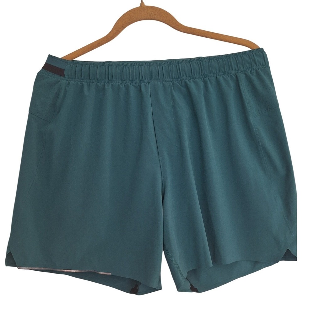 Lululemon Green Running & Training Shorts Men's size‎ M